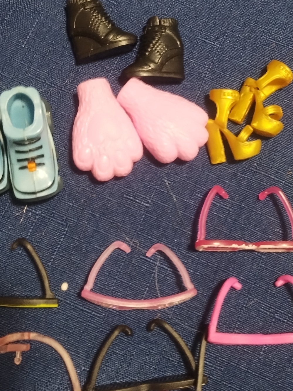 LOL DOLL ACCESSORIES - Picture 5 of 14